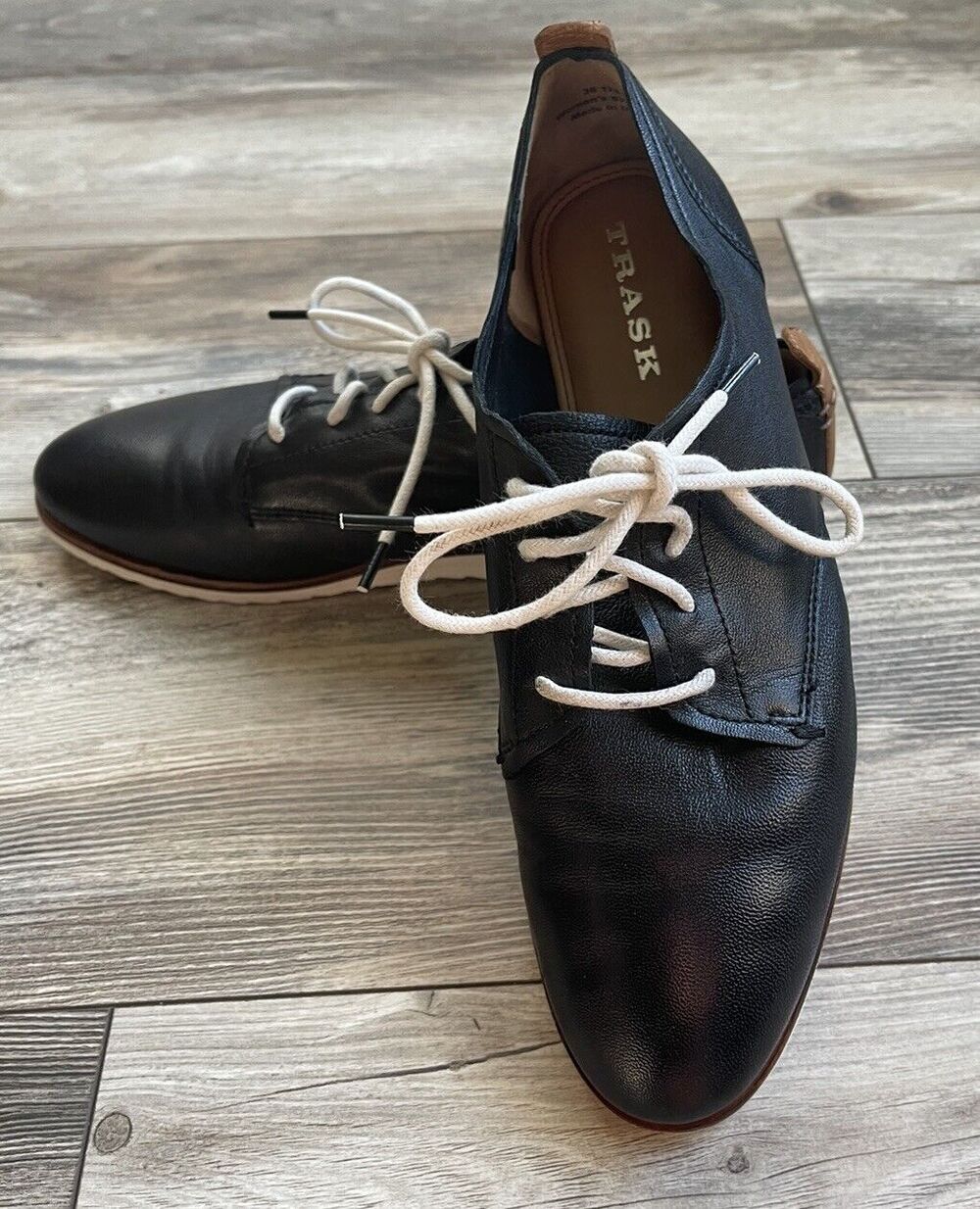 Trask Women’s Black Leather Lace Up Sneakers Shoes Size US 8.5 Brown Leather